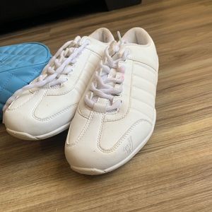 Varsity White Cheer Shoes
